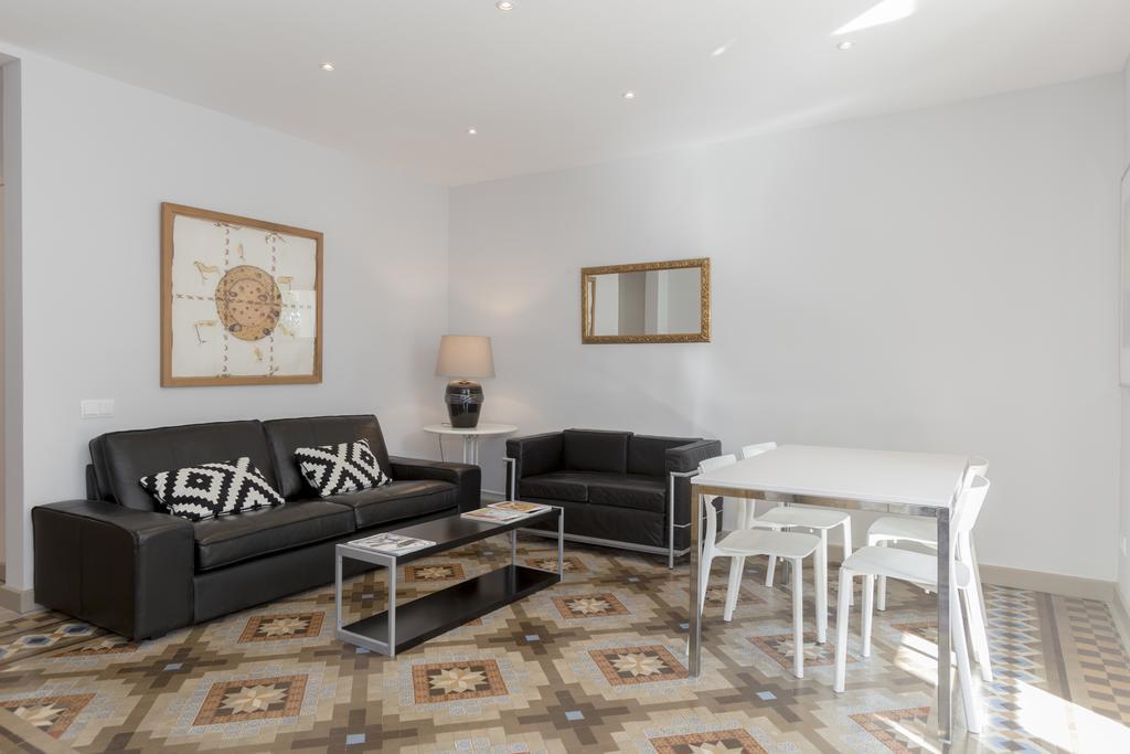 Provenza Flat Apartment Barcelona Luaran gambar